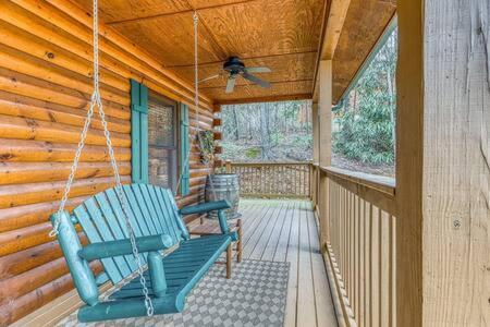 The Great Escape - Min From Parkway With Hot Tub Villa Gatlinburg Buitenkant foto