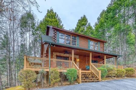 The Great Escape - Min From Parkway With Hot Tub Villa Gatlinburg Buitenkant foto